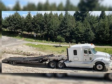 Semi-Lowboy